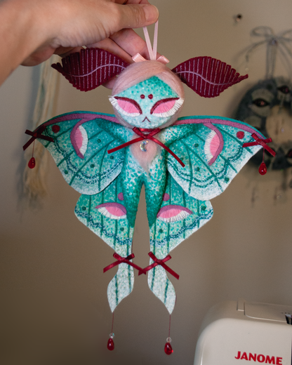rococo eyes of the moon moth